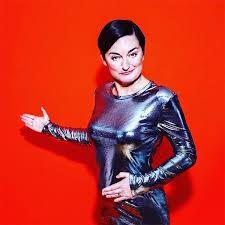 Zoe Lyons